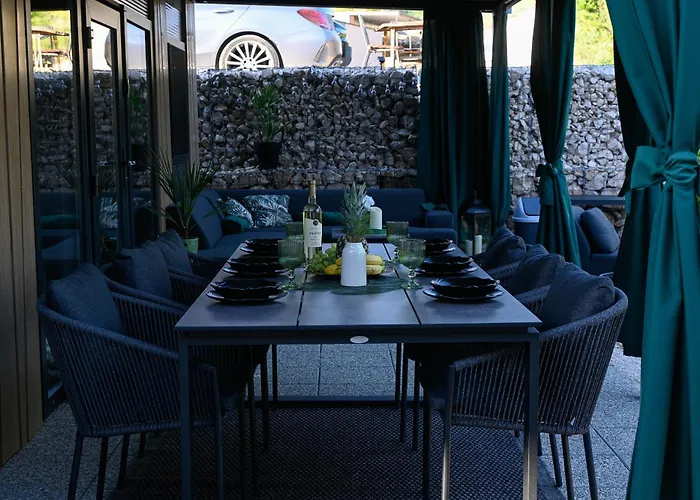 Innova Travelvir - Mobhome Gita Vakantiehuis