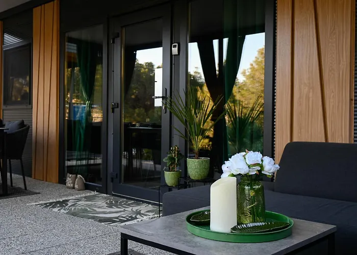 Innova Travelvir - Mobhome Gita *